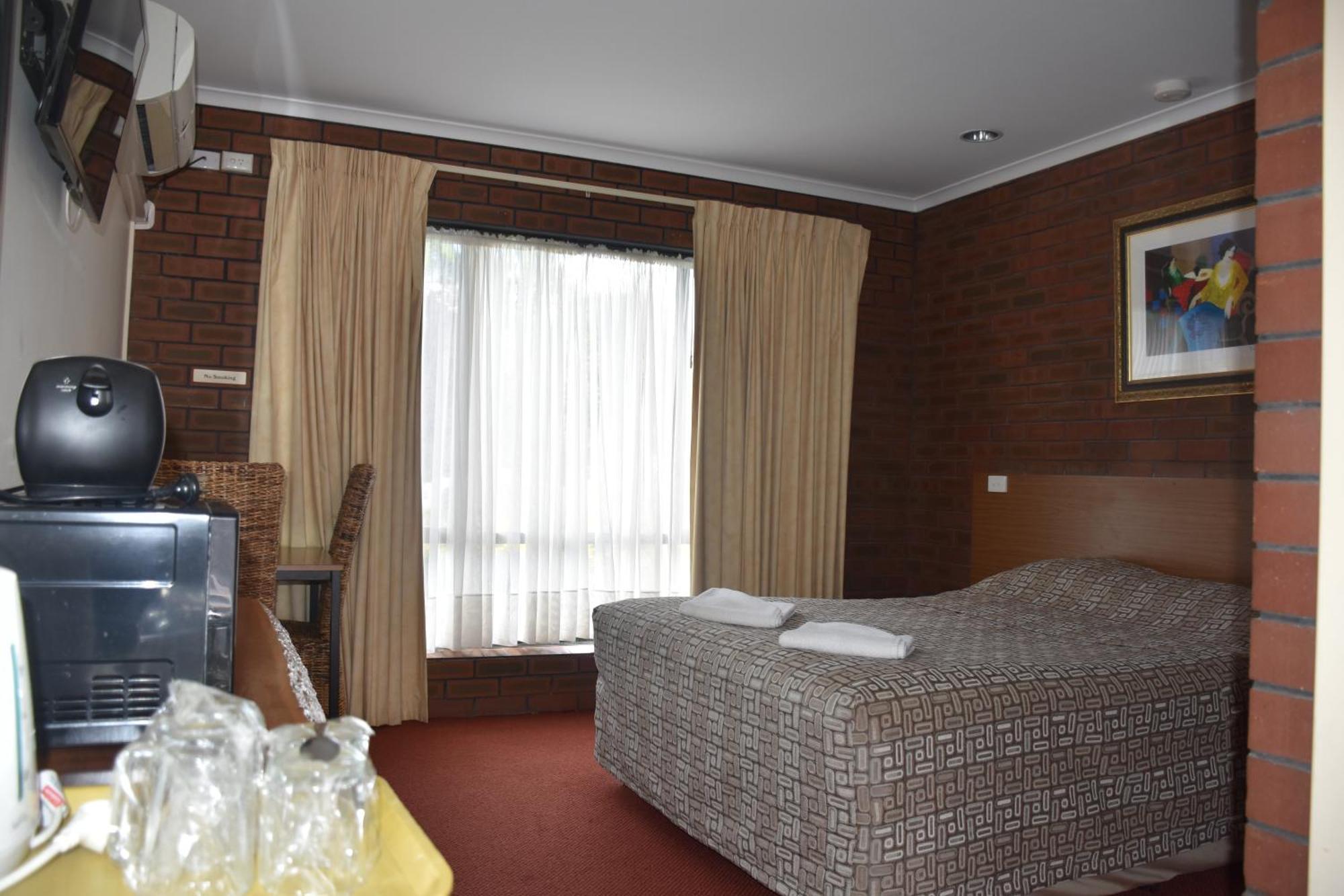 Mount Barker Valley Views Motel & Chalets, Western Australia Room photo