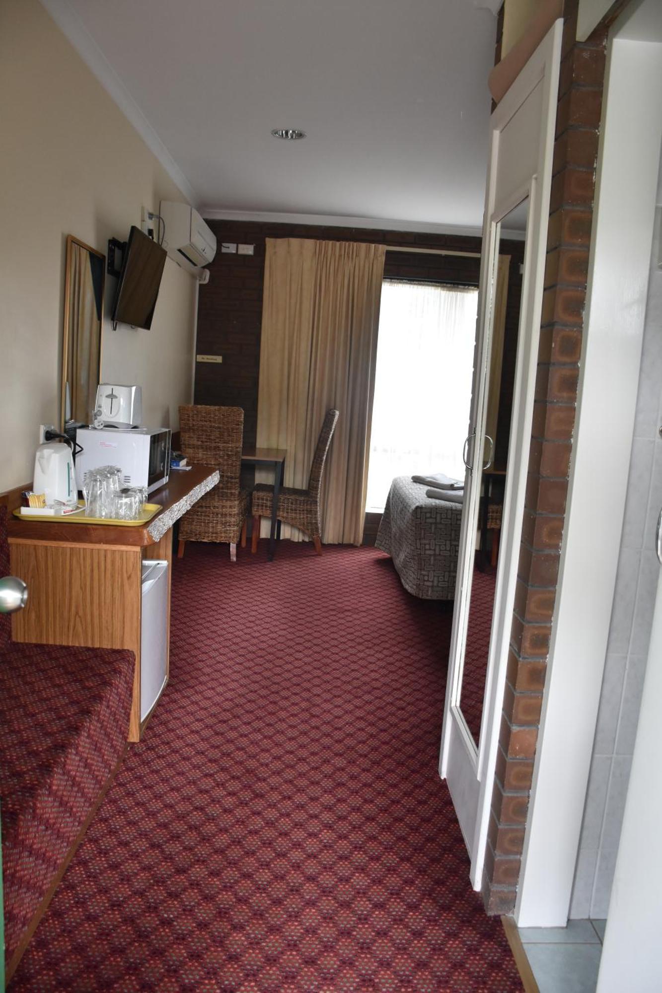 Mount Barker Valley Views Motel & Chalets, Western Australia Room photo