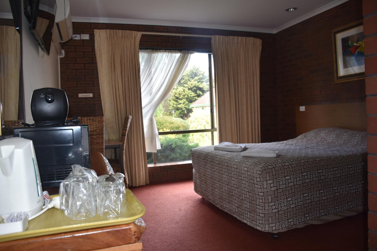 Mount Barker Valley Views Motel & Chalets, Western Australia Exterior photo