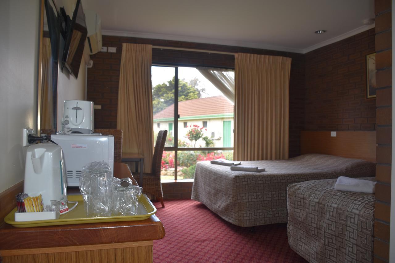 Mount Barker Valley Views Motel & Chalets, Western Australia Exterior photo