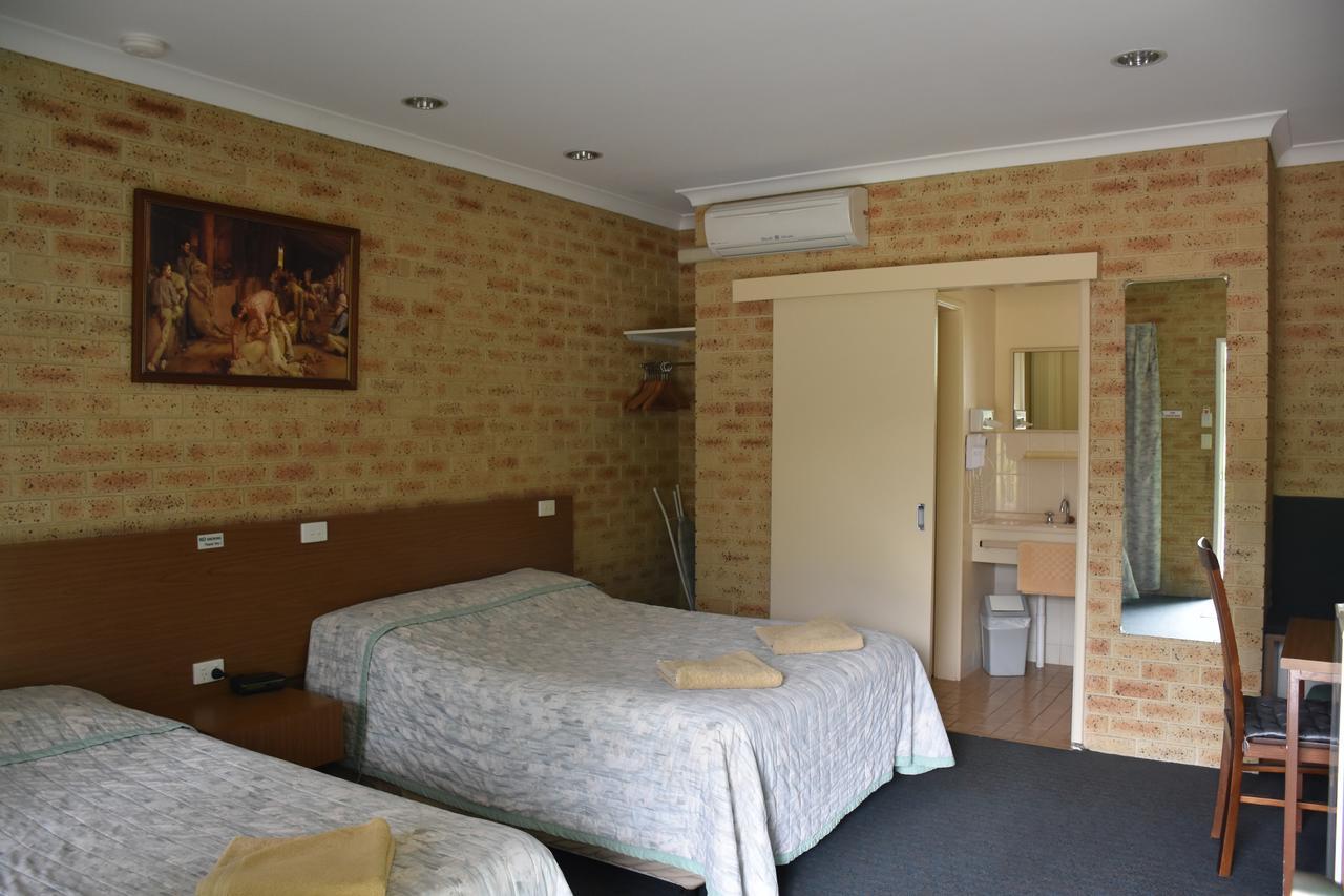 Mount Barker Valley Views Motel & Chalets, Western Australia Exterior photo