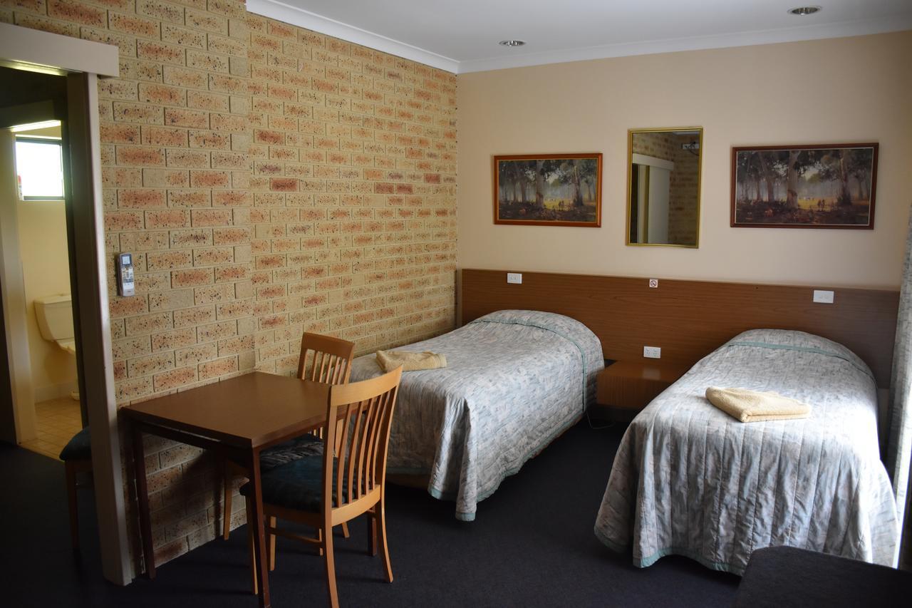 Mount Barker Valley Views Motel & Chalets, Western Australia Exterior photo