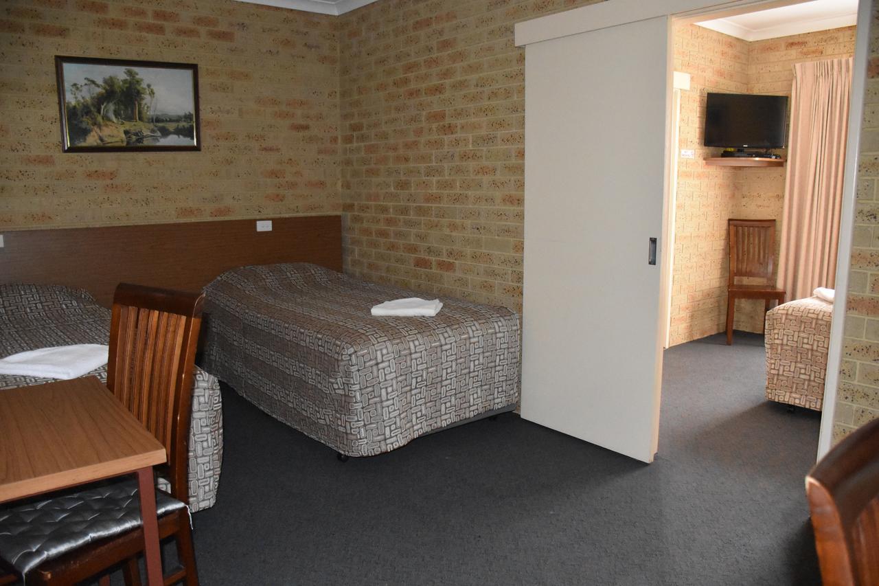 Mount Barker Valley Views Motel & Chalets, Western Australia Exterior photo