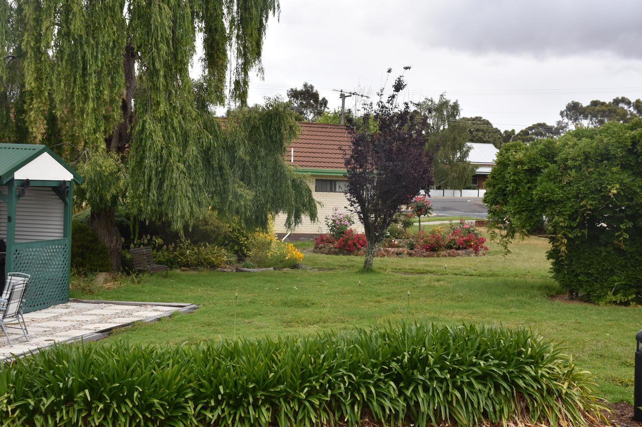 Mount Barker Valley Views Motel & Chalets, Western Australia Exterior photo
